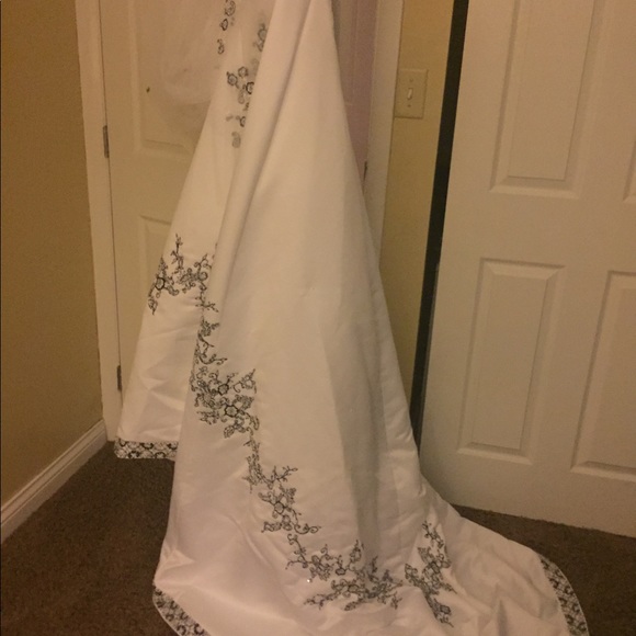 Wedding Dress Mori Lee Designer gown